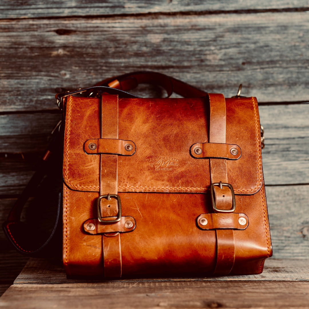 ”Lara Aurora” – Premium Handmade Leather Satchel Bag
