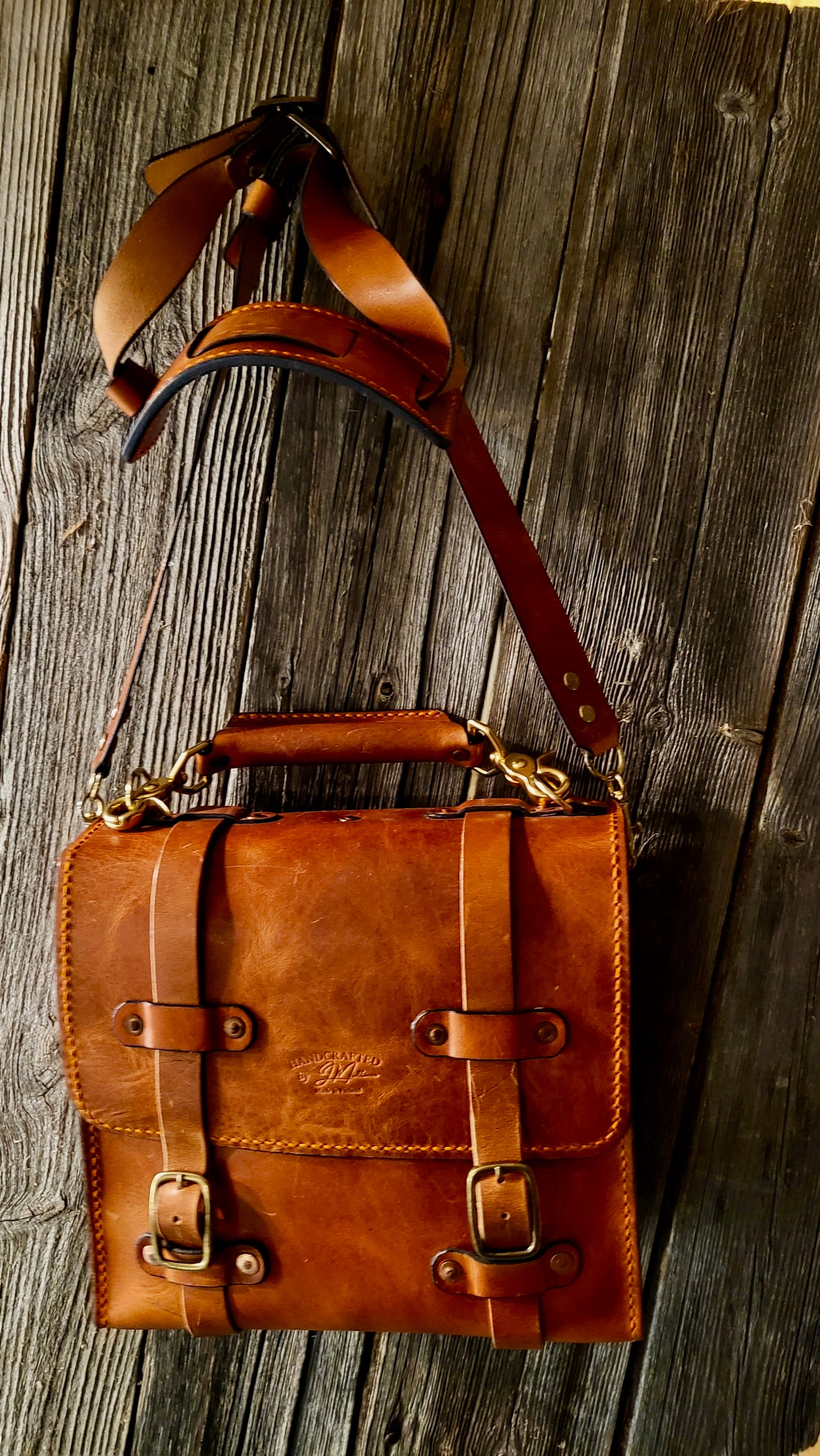 ”Lara Aurora” – Premium Handmade Leather Satchel Bag